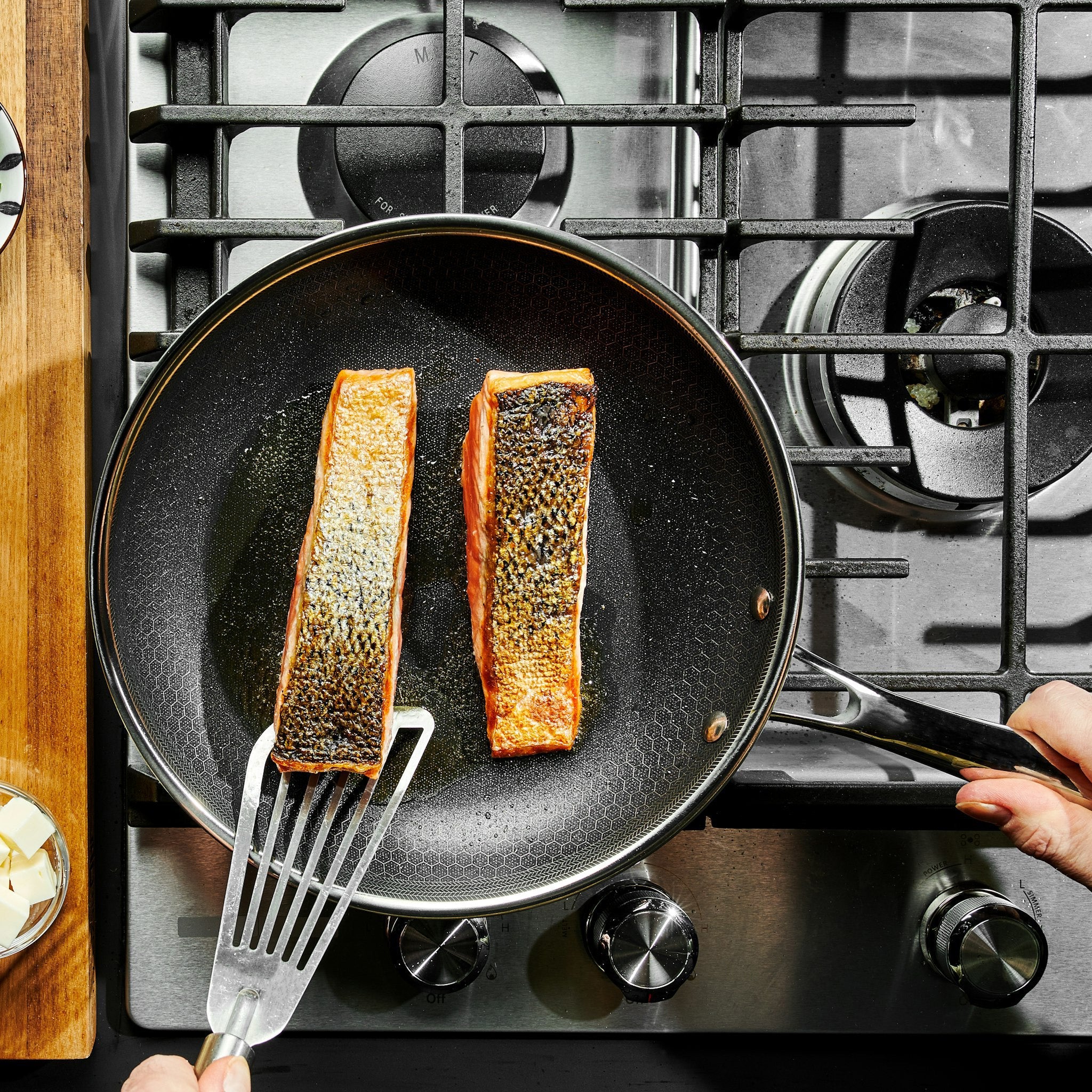 26 cm HexClad Hybrid Pan | HexClad 公式