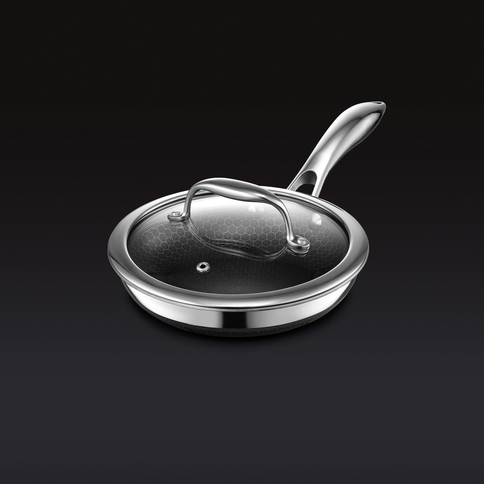18 cm HexClad Hybrid Pan with Lid | HexClad 公式