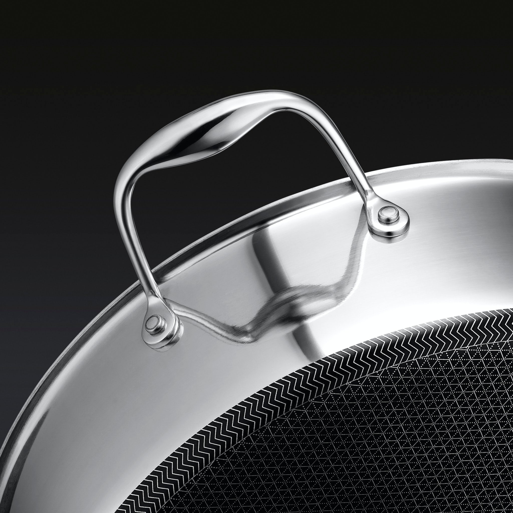 Hybrid Deep Sauté Pan/Chicken Fryer with Lid, 6.6 Litre – ヘックス